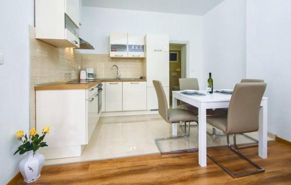 Apartman Darija 2 Podstrana Eksteriør bilde